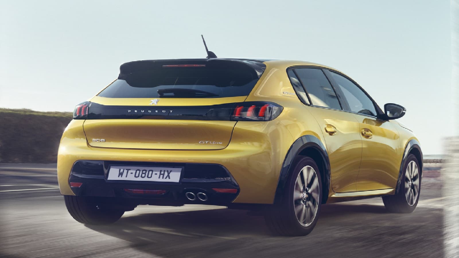 PEUGEOT 208 208 ALLURE 1.6L ABS USB ACTA 17 color dorado