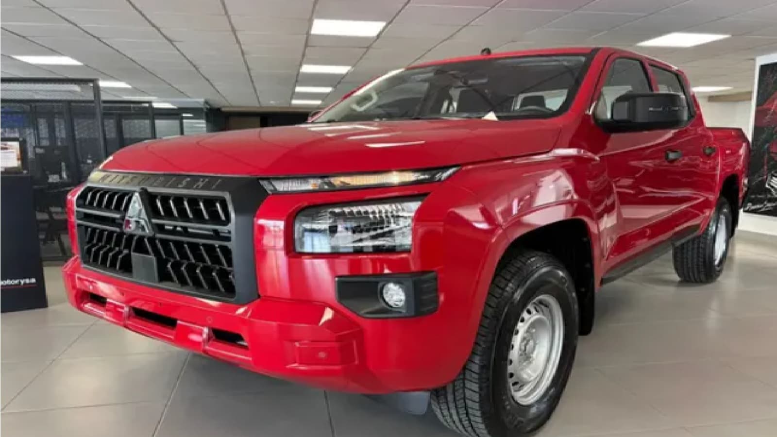 MITSUBISHI L200 L200 GLX 4X2 TM GAS color rojo